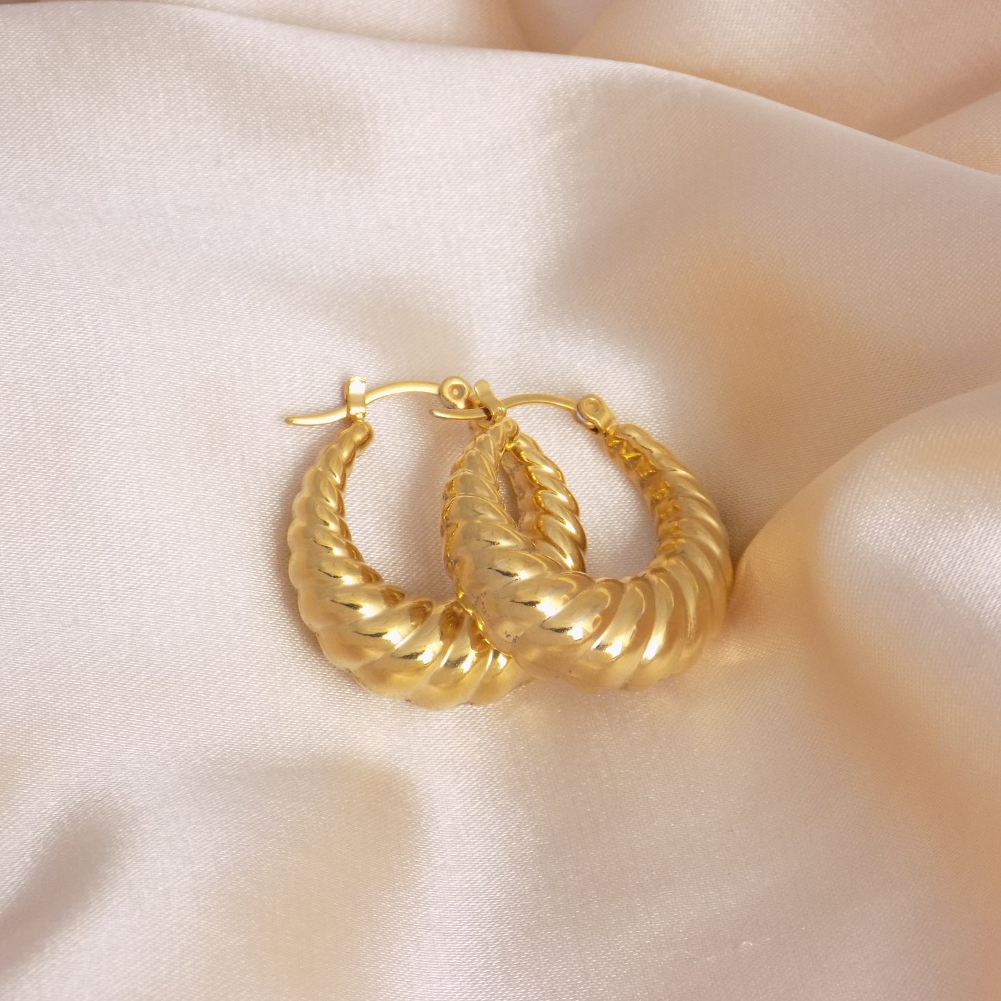 18K Gold Hoop Earrings Stainless Steel - Large Twisted Hoops - Trendy Modern Jewelry