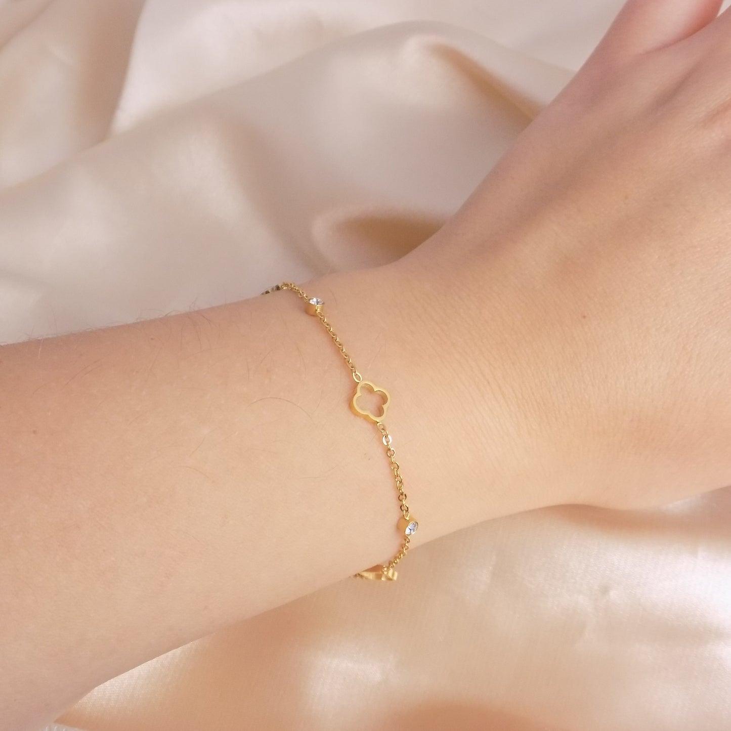 Dainty Gold Clover Bracelet with Cubic Zirconia Stones Adjustable Stainless Steel