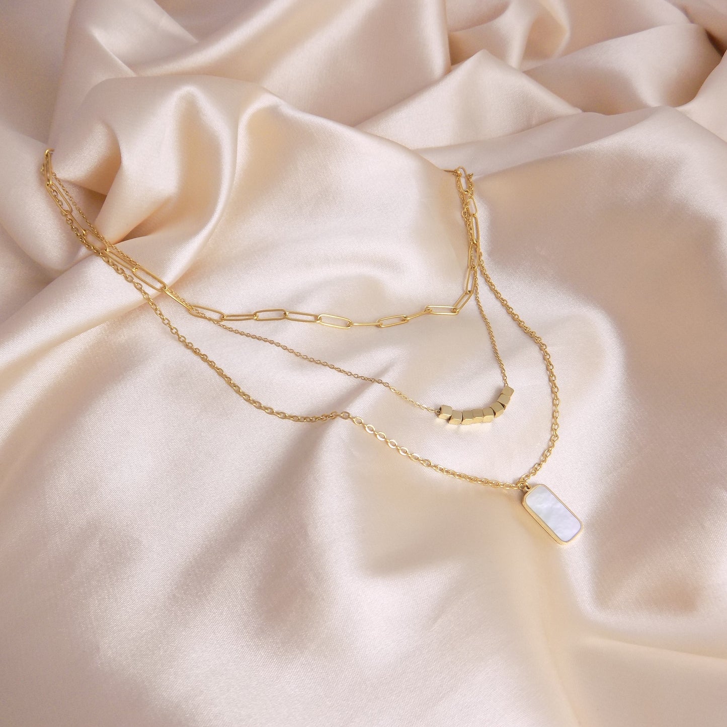 Trendy Gold Layered Necklace - Paperclip Chain - Mother of Pearl Charm - 18K Gold Stainless Steel