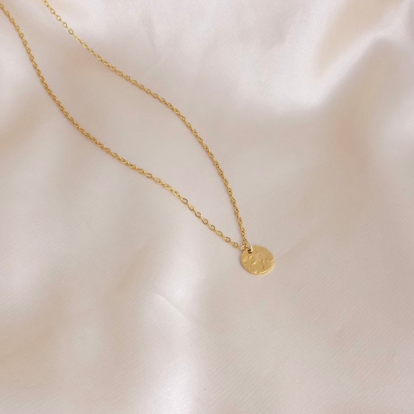 18K Gold Coin Necklace For Everyday Layering, Hammered Round Charm, Stainless Steel Jewelry