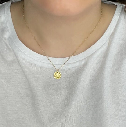 18K Gold Coin Necklace For Everyday Layering, Hammered Round Charm, Stainless Steel Jewelry