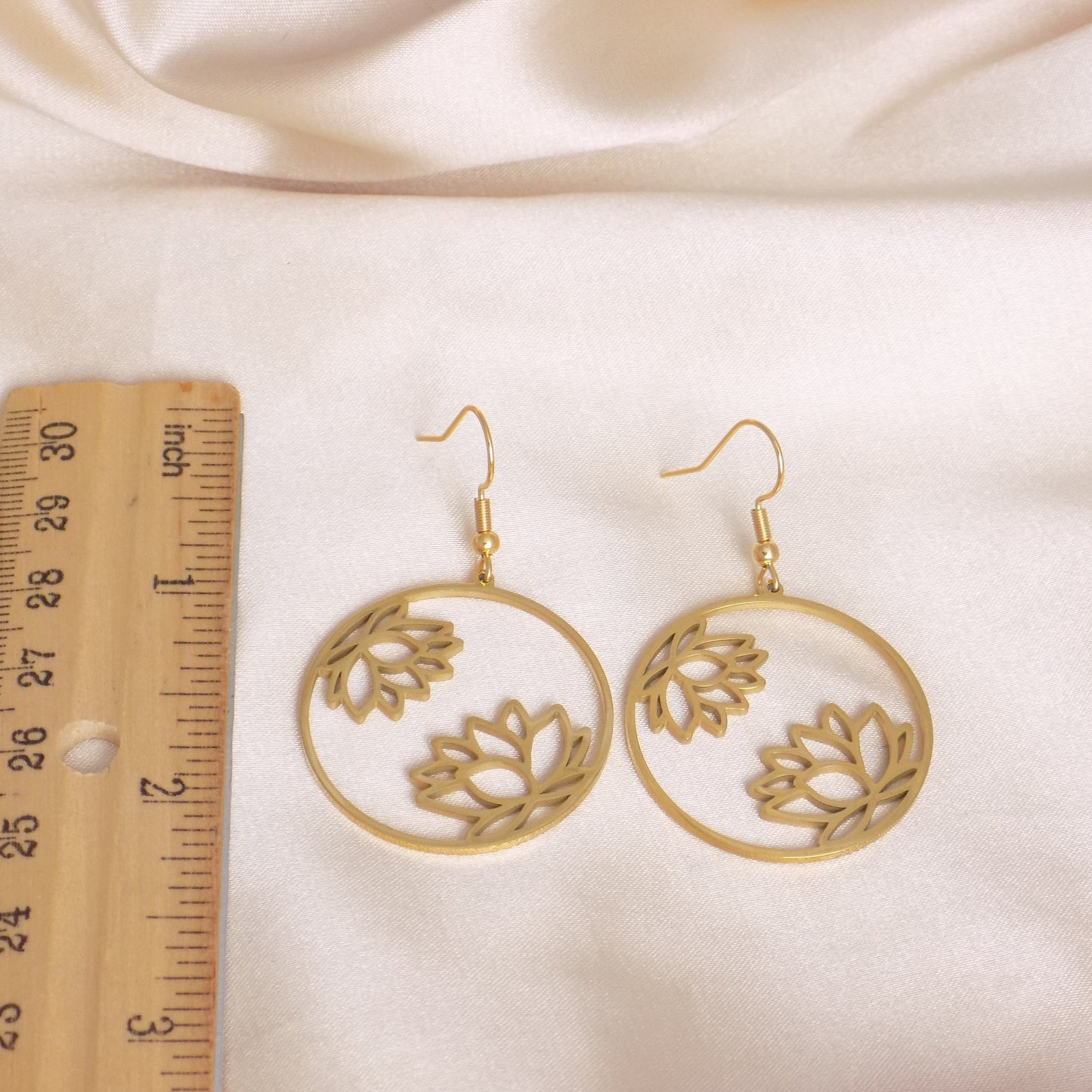 Unique Lotus Earrings, Gold Hollow Round Earring, New Beginnings, Minimalist Gifts For Her, M7-314