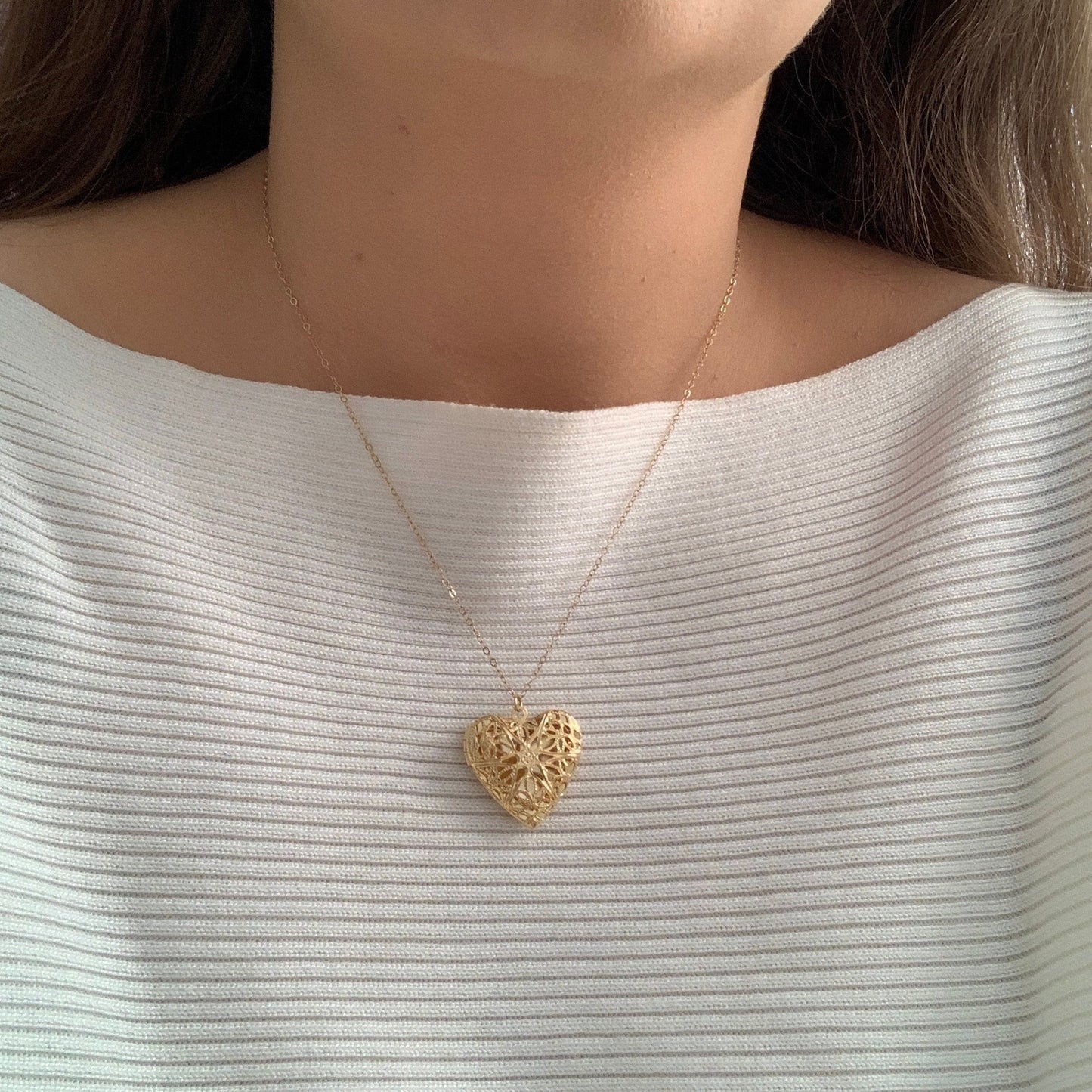 Gold Filigree Heart Locket Necklace for Pictures on 14K Gold Filled Chain, Christmas Gift For Her, L1-24
