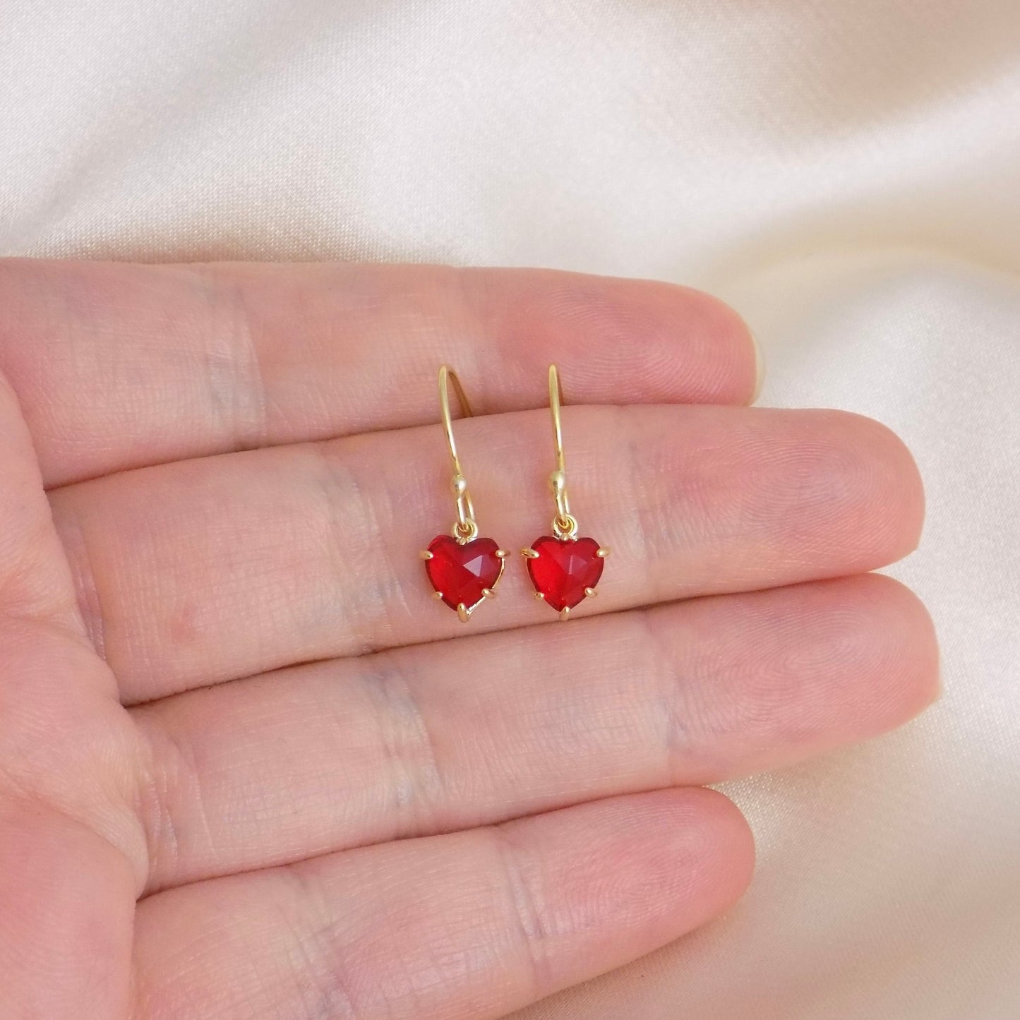 Valentines Day Gift, Tiny Red Heart Earrings Gold, Small Cubic Zirconia Heart Dangle Earring, M6-120
