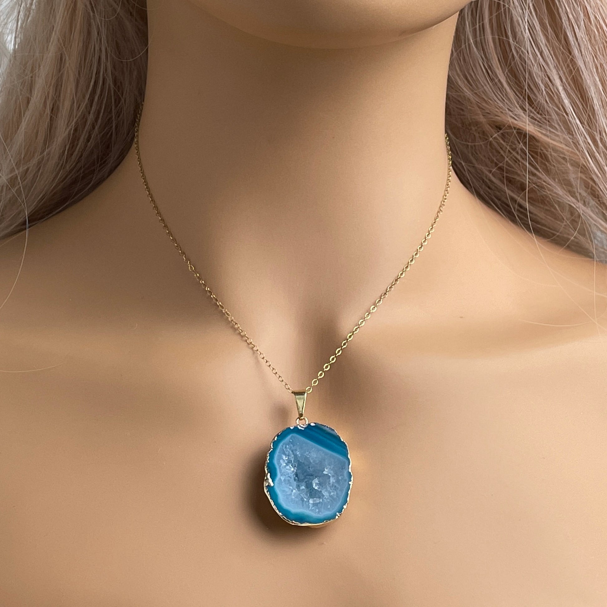 Natural Geode Cave Gemstone Necklace Gold With Sparkly Druzy Center Teal Crystal, G14-213