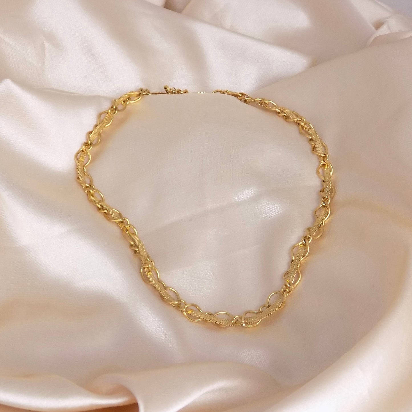 Unique Gold Choker For Women, Snake Chain, Herringbone Chain, 18K Gold Stainless Steel, Modern Trendy, M7-81