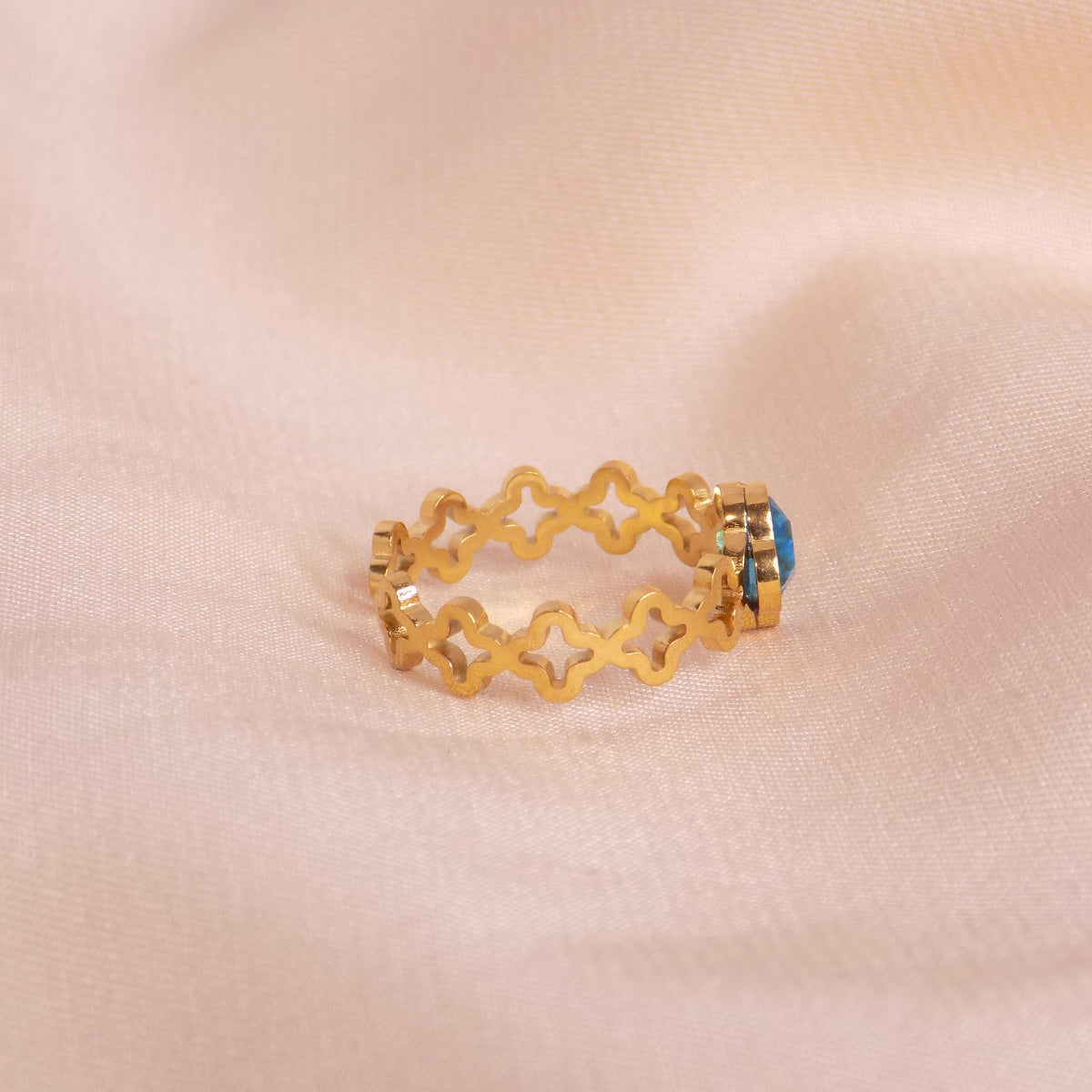 Blue Clover Ring 18K Gold Stainless Steel Adjustable Minimalist Jewelry