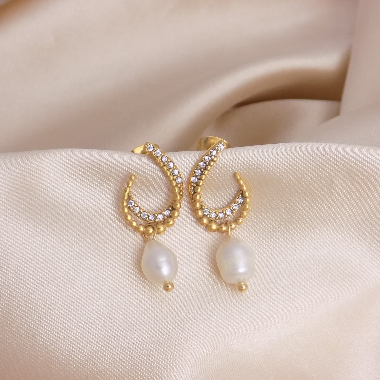 Unique Freshwater Pearl Stud Earrings with Tiny Cubic Zirconia Stones - Minimalist Trendy