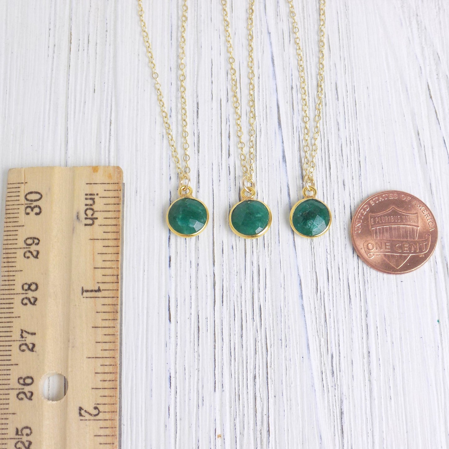 Raw Emerald Necklace - Small Emerald Pendant Necklace