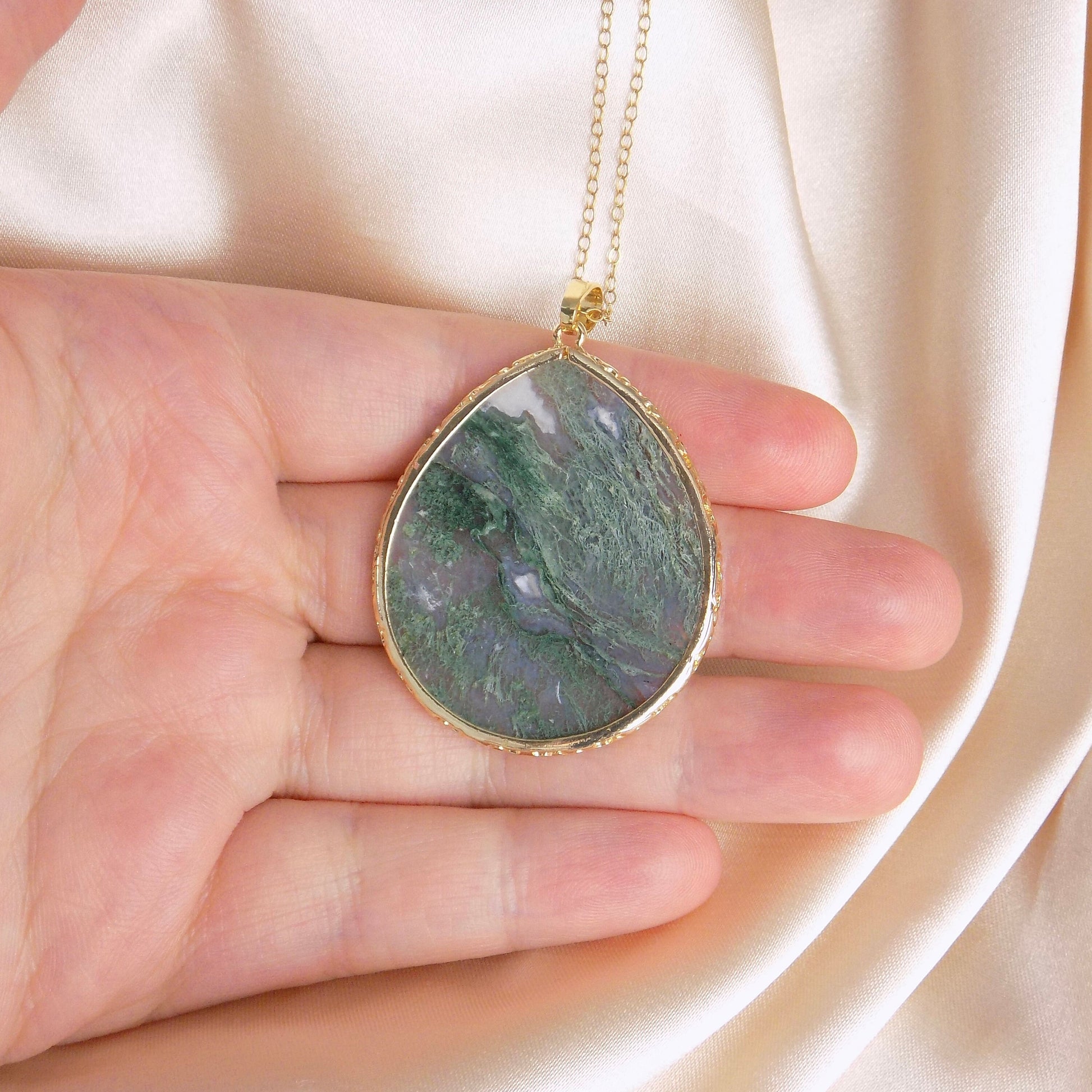 Gifts For Mom, Green Moss Agate Gemstone Necklace Gold, M6-775