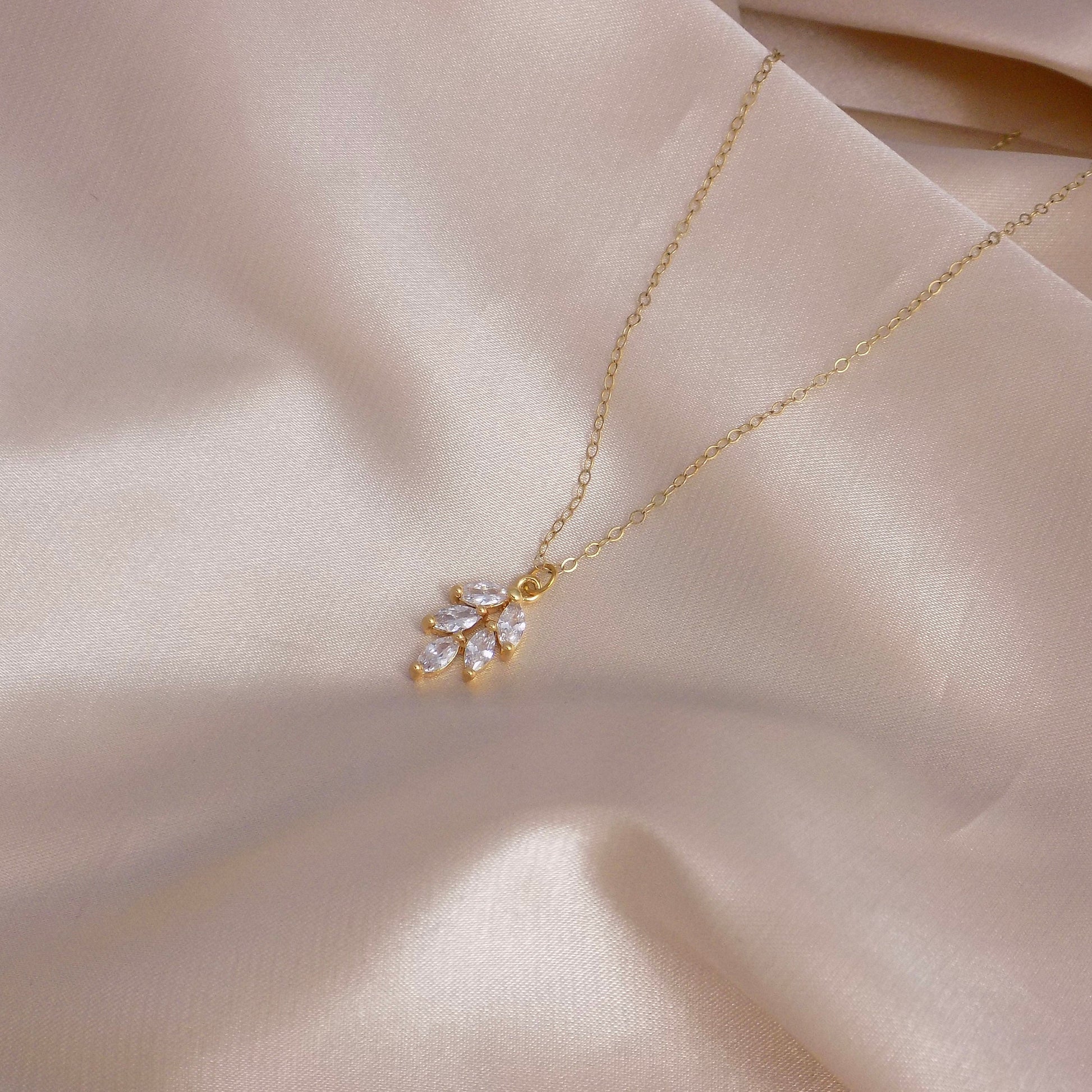Bridal Necklace, Clear Crystal Sparkly Leaf Necklace Gold, Dainty Crystal Jewelry, Gifts For Her, M7-43