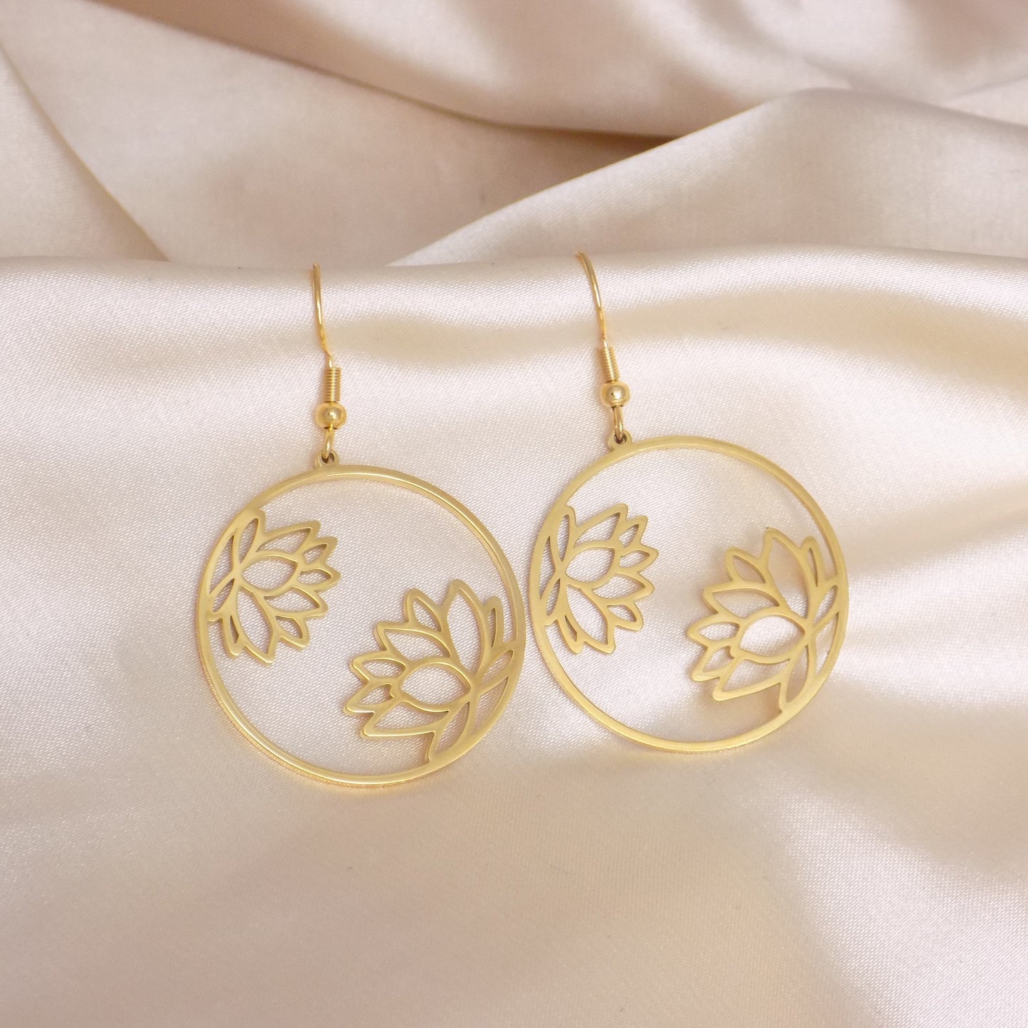 Unique Lotus Earrings, Gold Hollow Round Earring, New Beginnings, Minimalist Gifts For Her, M7-314