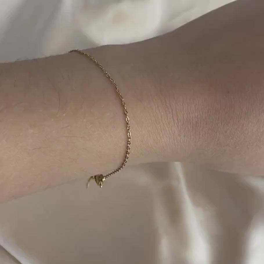 18K Gold Chain Bracelet Stainless Steel, Delicate Gold Layer, Dainty Super Thin Bracelet, Simple Bracelet Everyday Adjustable, M6-716