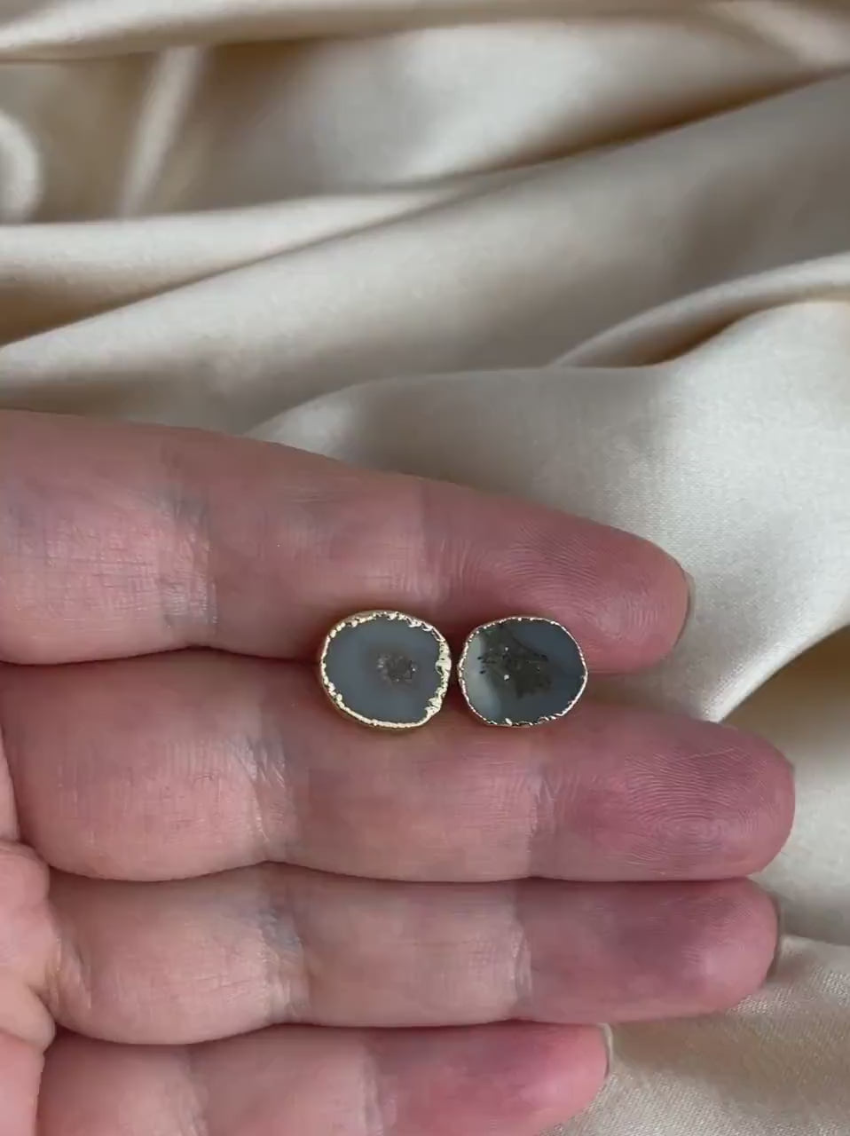 Geode Stud Earrings, Gray Gemstone Earrings, Natural Druzy Studs Drussy, Small Stone Posts Gold Agate, G15-130