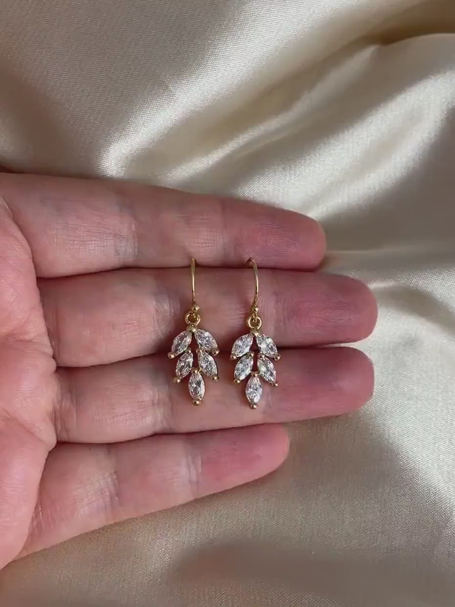 Bridal Earrings, Clear Crystal Sparkly Drop Earrings Gold, Dainty Crystal Dangle, Gifts For Her, M7-42