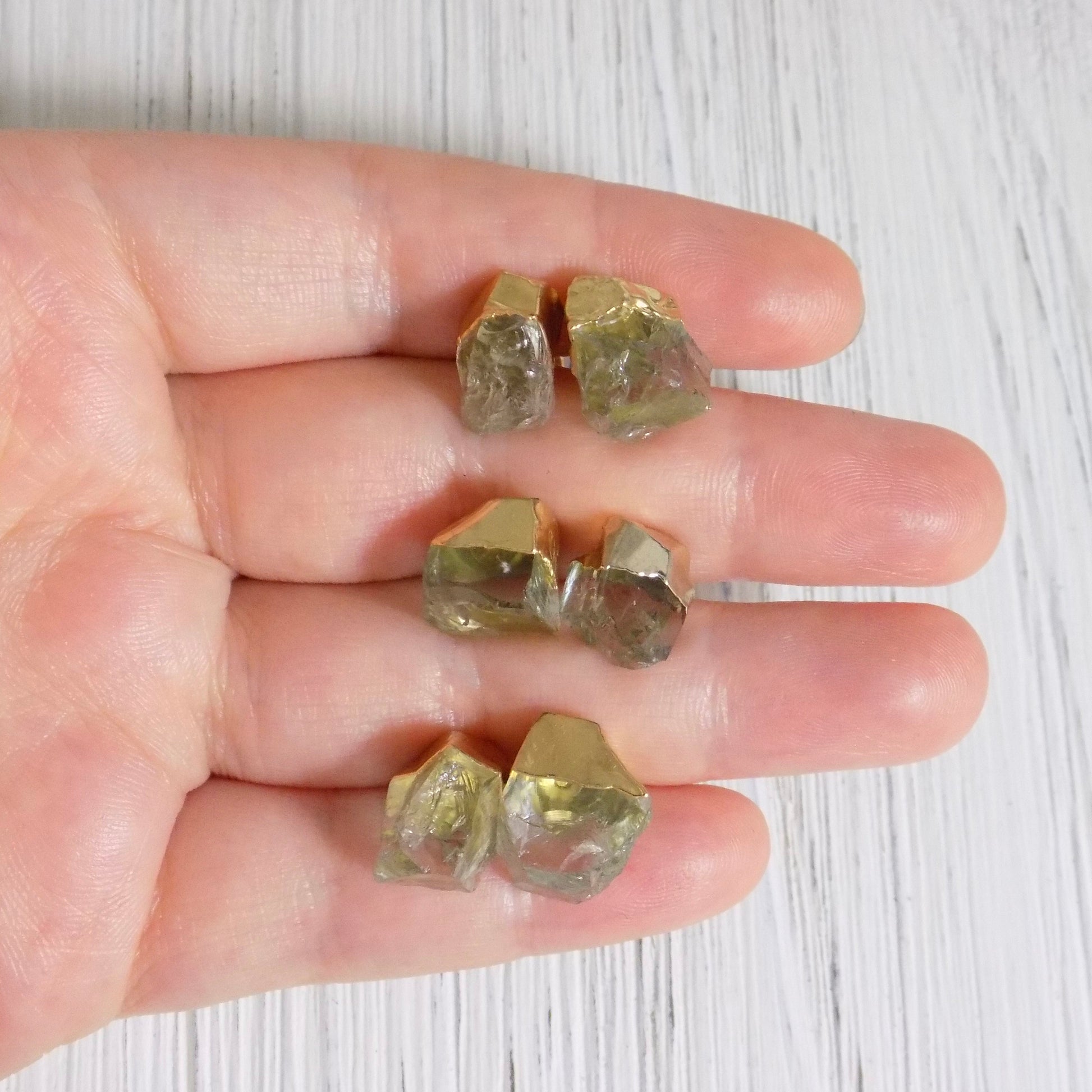 Raw Green Amethyst Earrings Stud Gold - Light Green Raw Stone Earring For Women