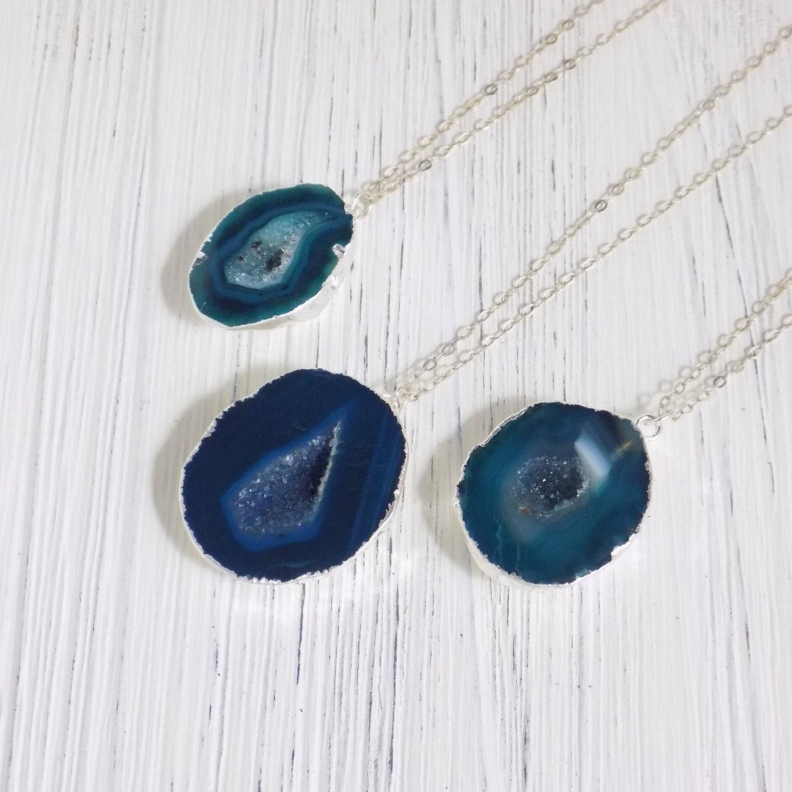 Bohemian Jewelry, Teal Blue Geode Necklace, Boho Necklace, Silver Geode Pendant, Druzy Pendant, Small Gemstone Necklace, Gift for Her G9-911