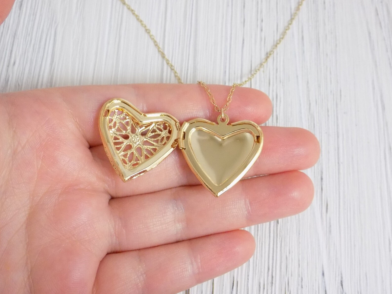Heart Locket Necklace, Gold Locket Necklace, Large Locket Pendant Necklace Layer, 14K Gold Filled Chain, L1-24