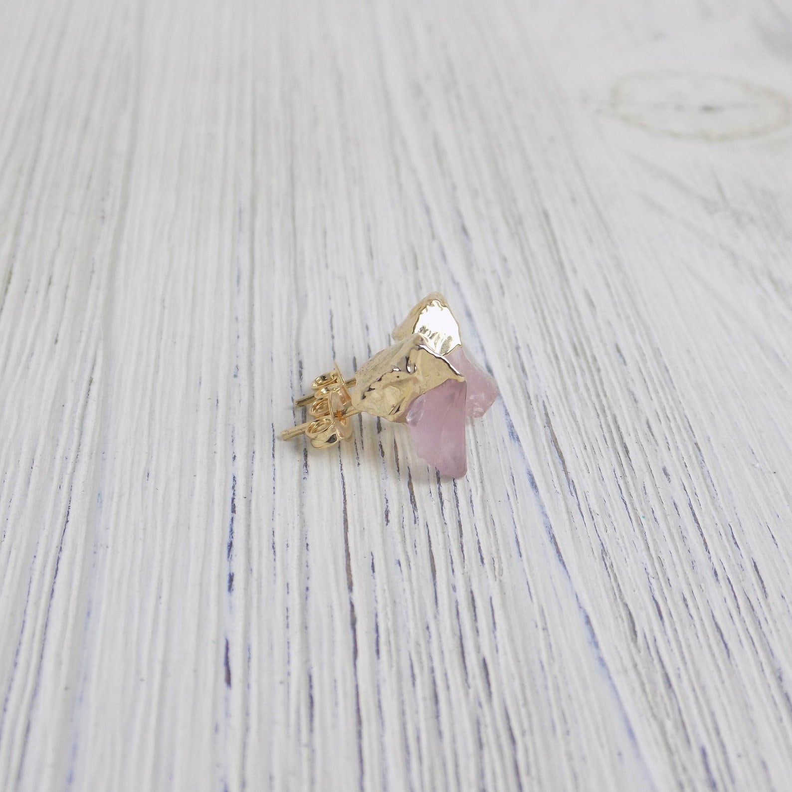 Pink Stud Earrings, Raw Rose Quartz Earrings, Light Pink Gemstone Earrings, Chunky Stone Earrings, Gold Studs, Raw Stone Jewelry, G13-135