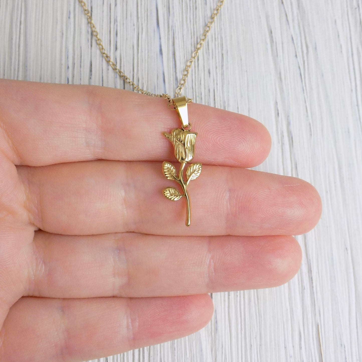 Flower Charm Necklace Gold, Minimalist Jewelry Layer, M6-07