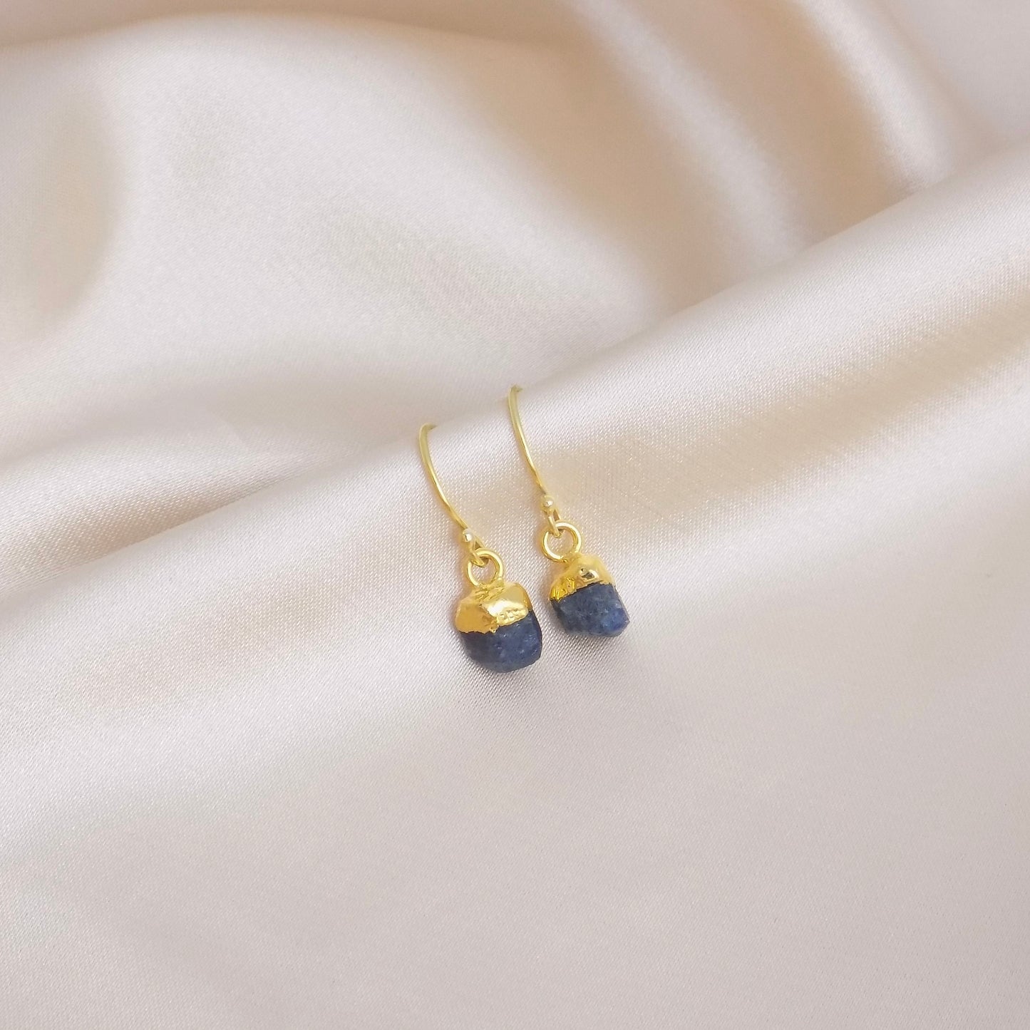 Gift For Her, Tiny Raw Sapphire Earrings, Blue Sapphire Earring Gold Drop Dangle, Raw Stone Earrings, M6-83