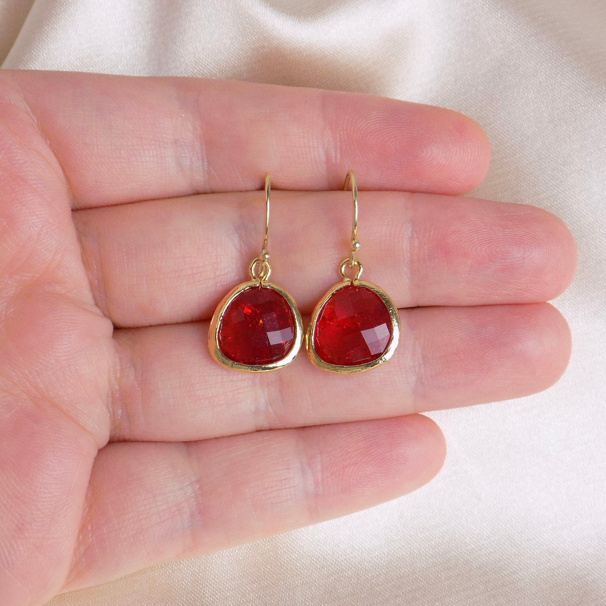 Red Crystal Earrings Gold, Red Stone Earring, Christmas Gift Women, M6-615