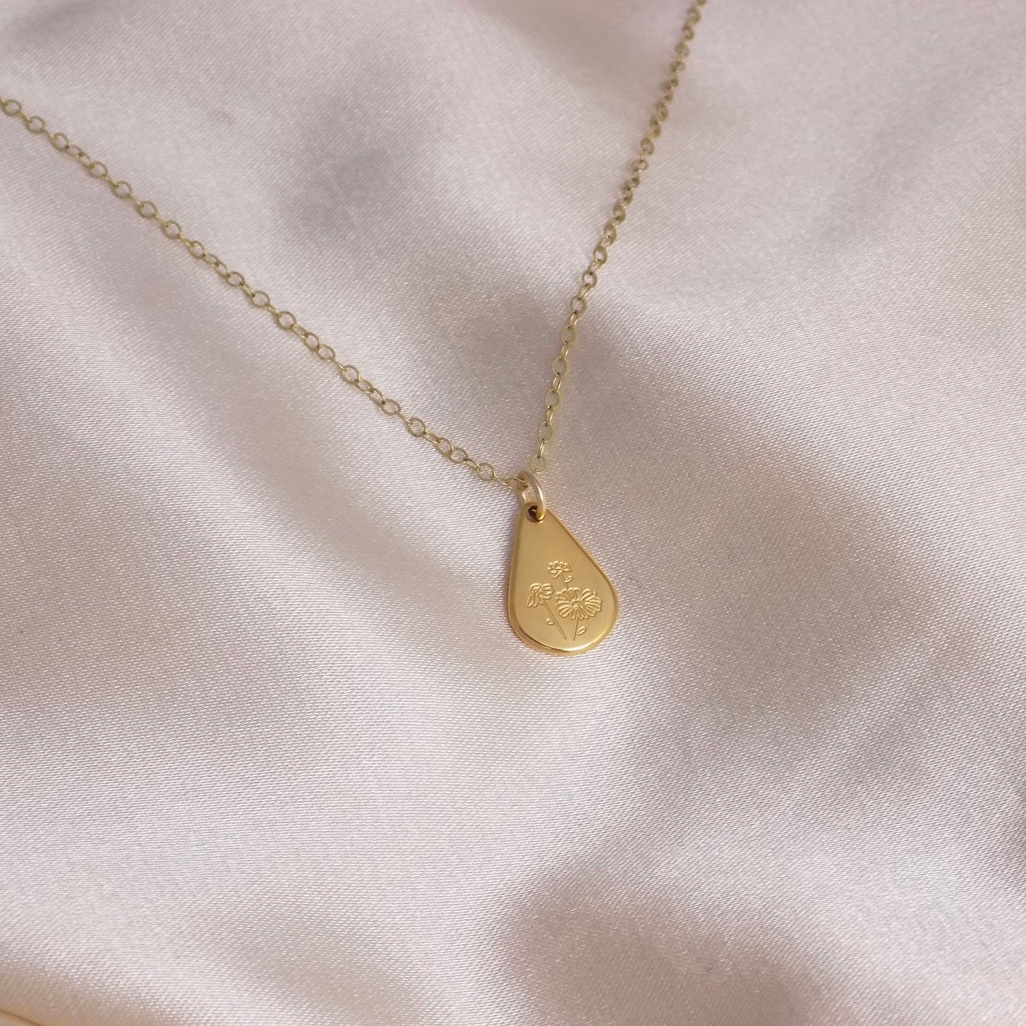 Custom Birth Flower Necklace Gold, Teardrop Birth Flower Charm Necklace, Minimalist Layer, Gift For Best Friend, M6-723