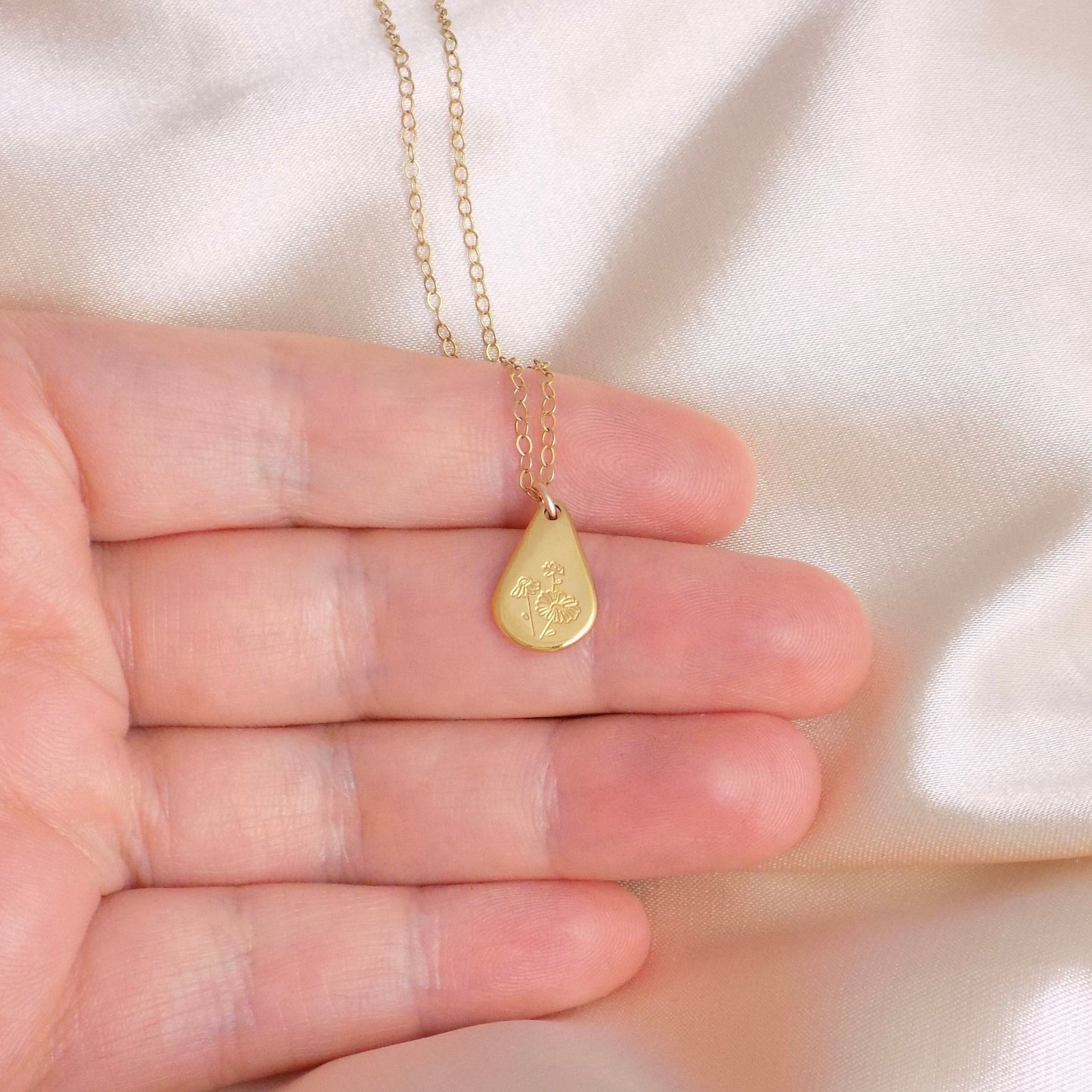 Custom Birth Flower Necklace Gold, Teardrop Birth Flower Charm Necklace, Minimalist Layer, Gift For Best Friend, M6-723