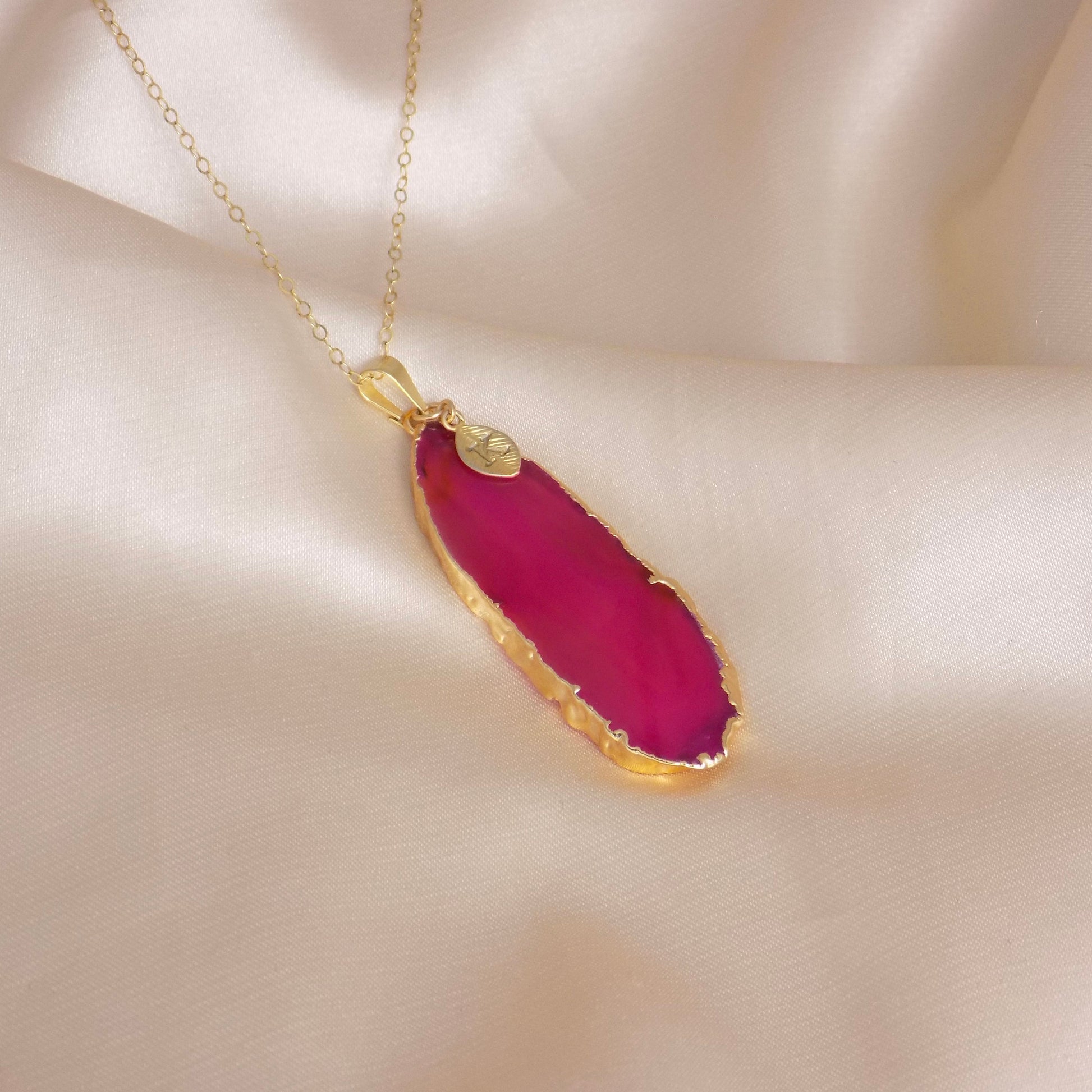 Custom Pink Agate Slice Necklace Gold, Statement Jewelry For Women, Gifts For Mom, G15-59