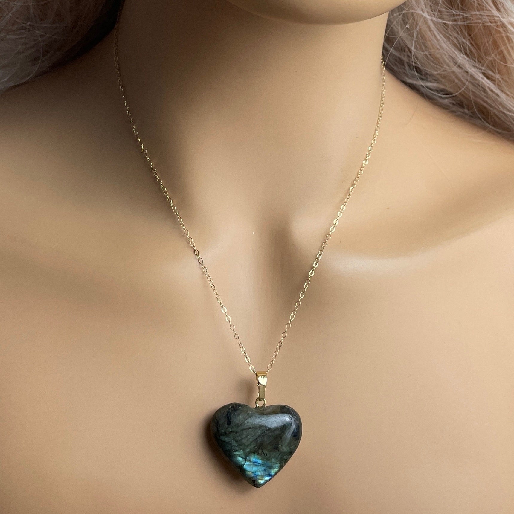 Crystal Heart Pendant Necklace Gold, Labradorite Gemstone, Blue Flash Gray Crystal Pendant, Gift Women, M7-29