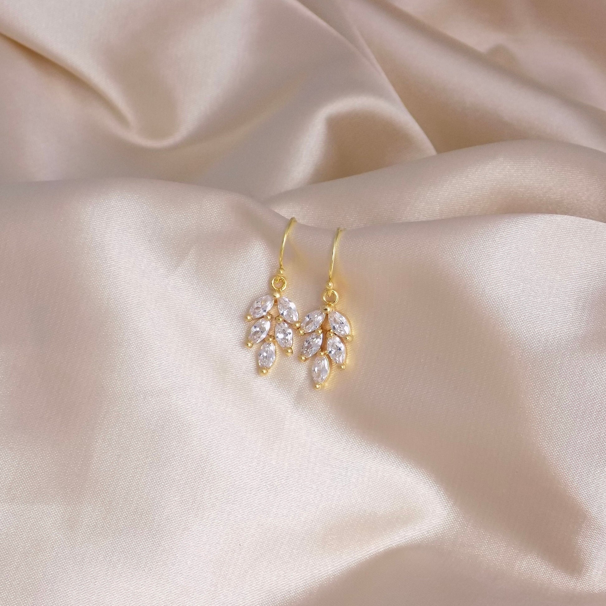 Bridal Earrings, Clear Crystal Sparkly Drop Earrings Gold, Dainty Crystal Dangle, Gifts For Her, M7-42
