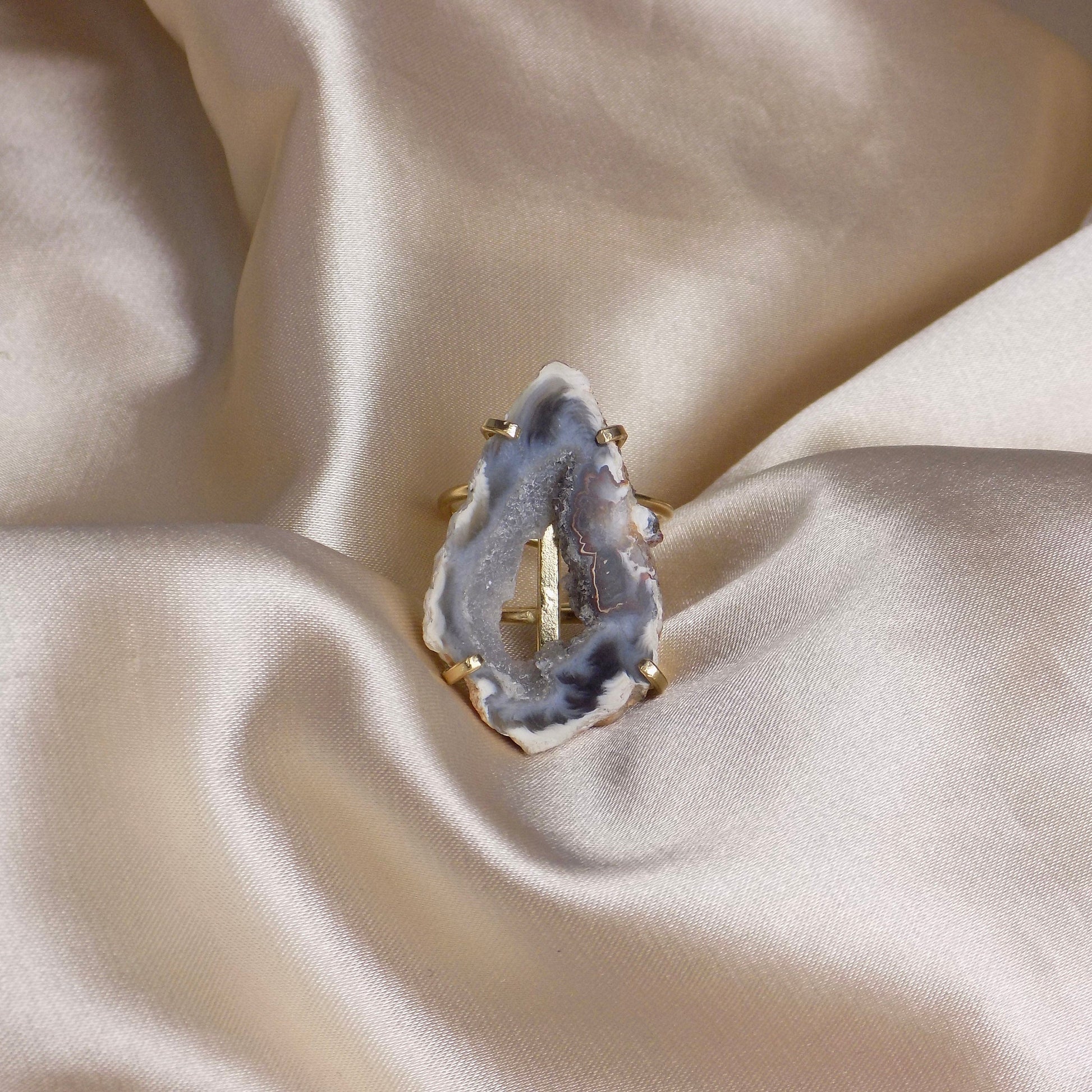 Adjustable Gray Geode Agate Slice Ring For Women, G15-123