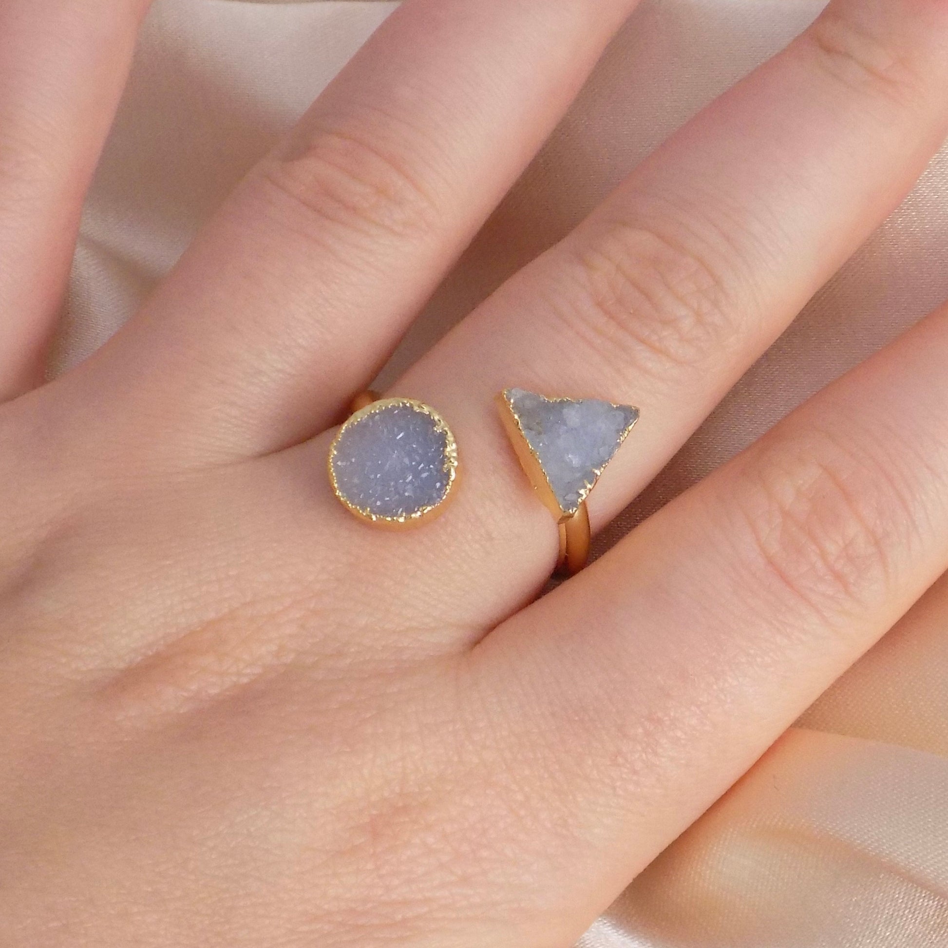 Natural Druzy Ring, Minimalist Gemstone Ring Adjustable Band Gold Plated, M7-58