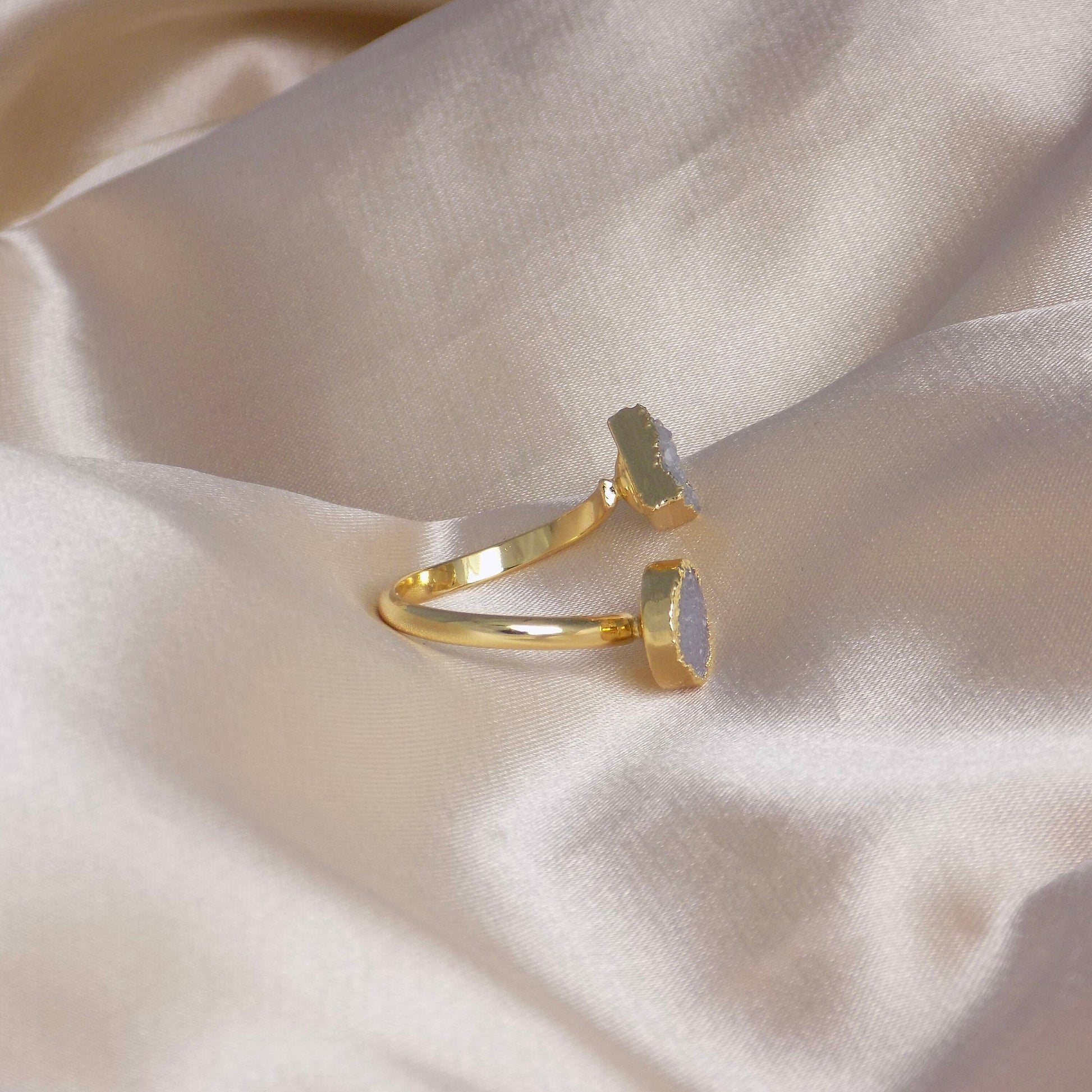 Natural Druzy Ring, Minimalist Gemstone Ring Adjustable Band Gold Plated, M7-58