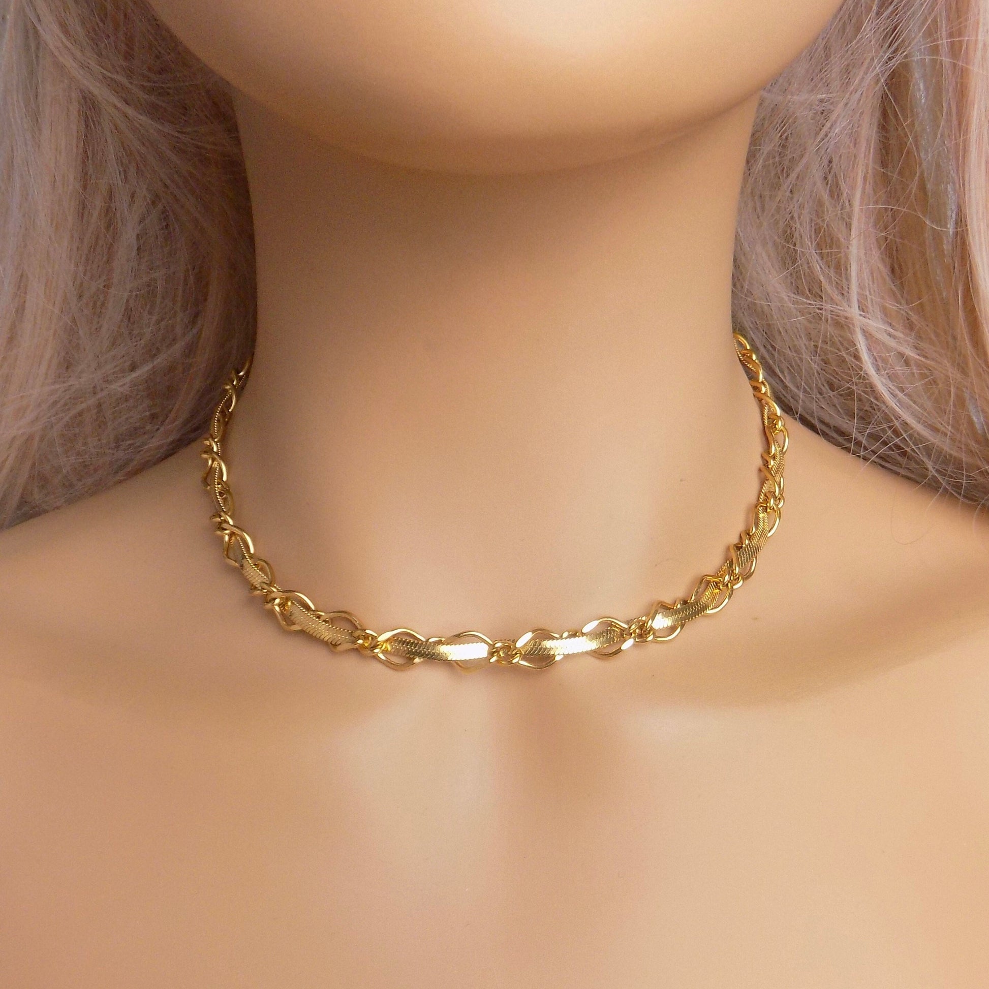Unique Gold Choker For Women, Snake Chain, Herringbone Chain, 18K Gold Stainless Steel, Modern Trendy, M7-81