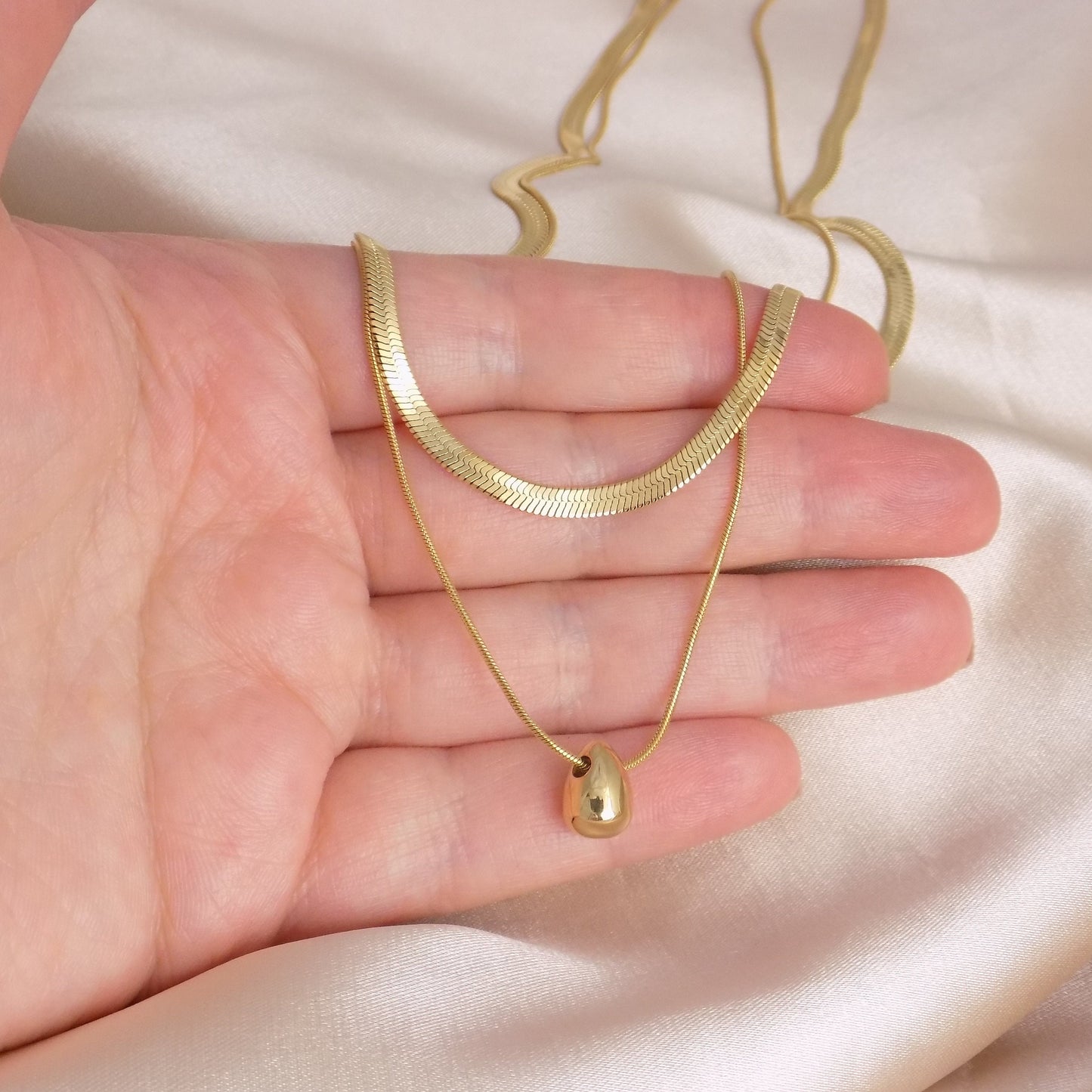 Unique Gold Layered Necklace Set For Women, Snake Chain, Teardrop Charm, 18K Gold Stainless Steel, Modern Trendy, M7-119