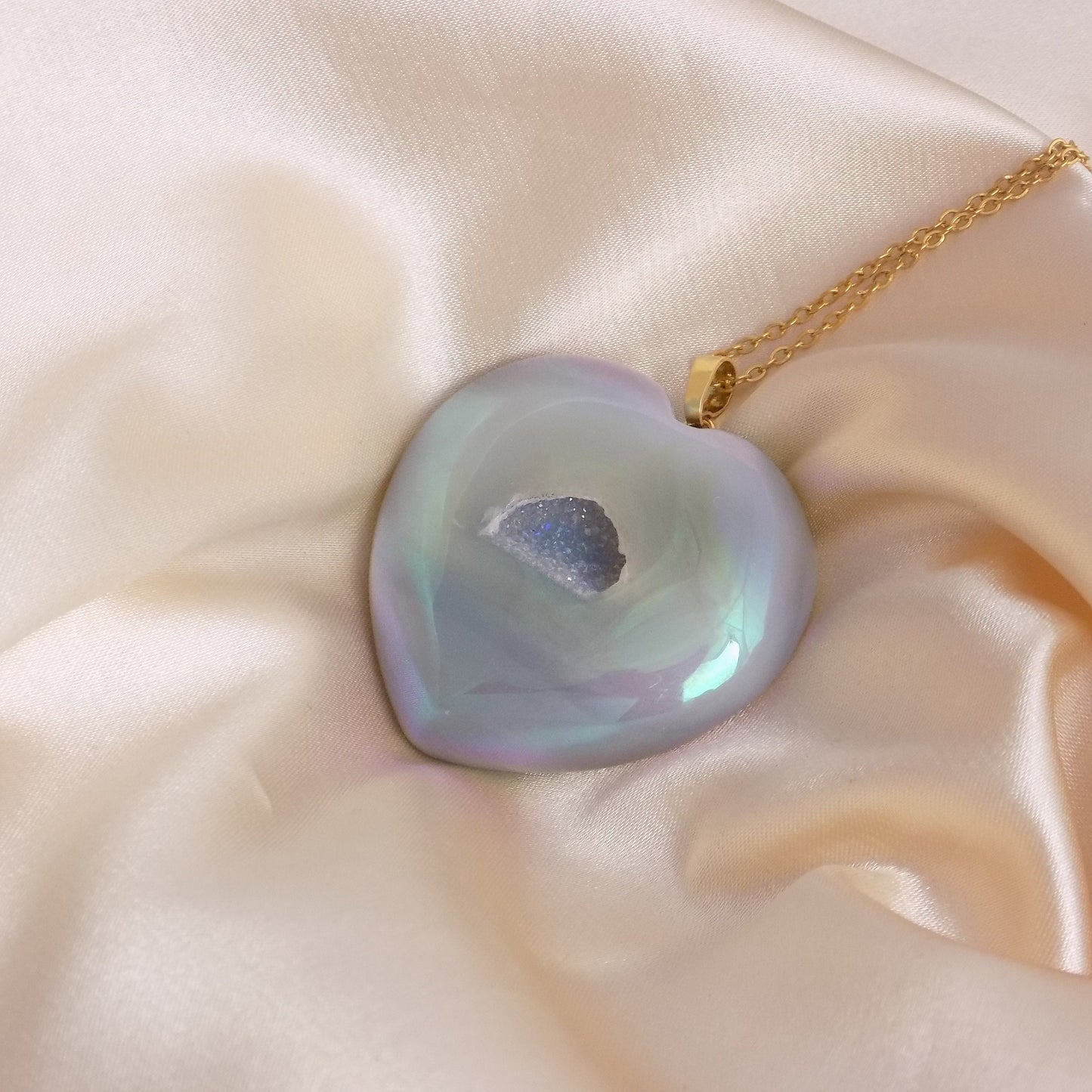 Aura Quartz Geode Necklace Gold, Unique Iridescent Heart Crystal Jewelry Boho, Gift For Her, M7-65